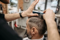 Bergmann Haarsysteme für Männer – Moderne Lösung bei Glatze und Haarausfall